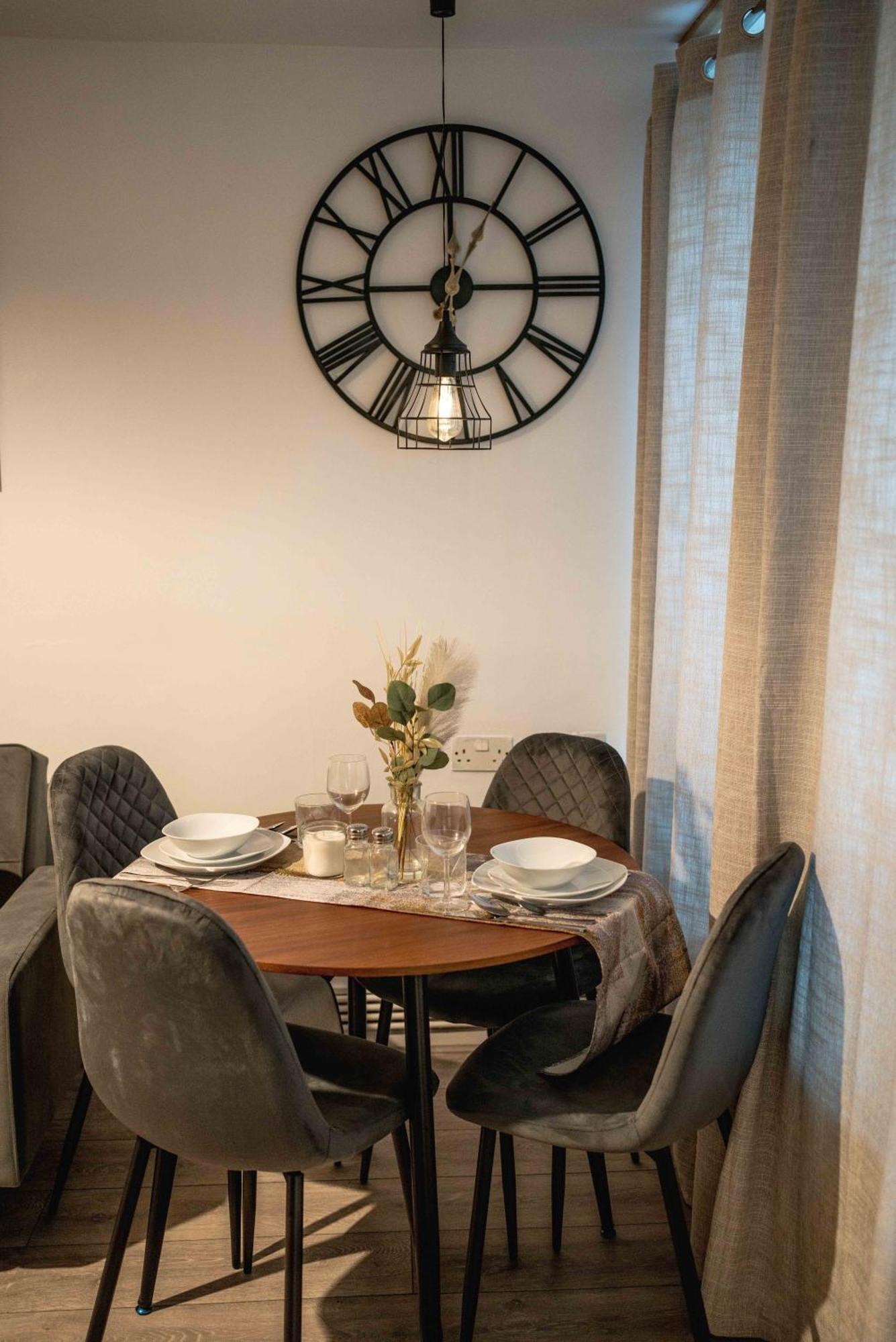 Family-friendly 1-bedroom In Apartamento